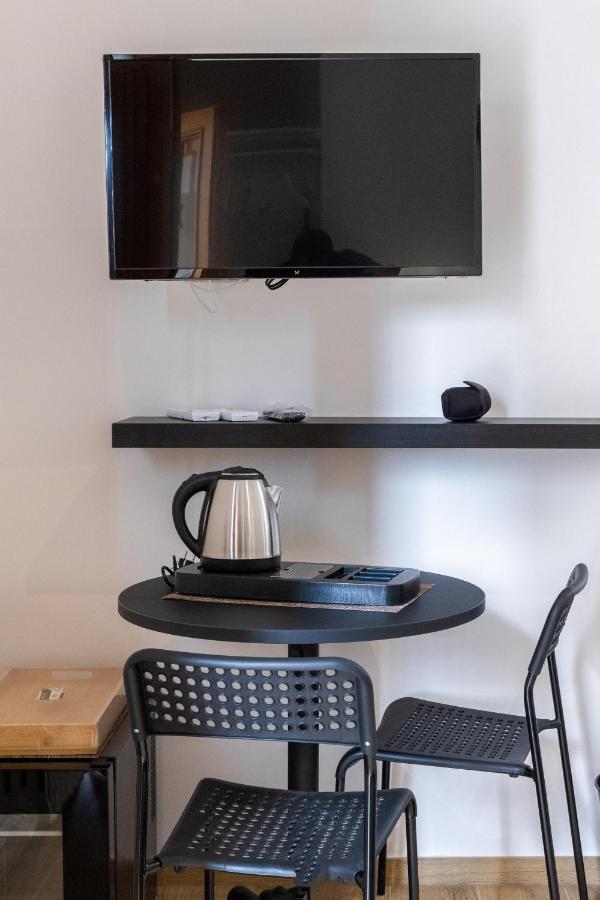 Lovely Rooms - Guest House Suites Triggiano Εξωτερικό φωτογραφία